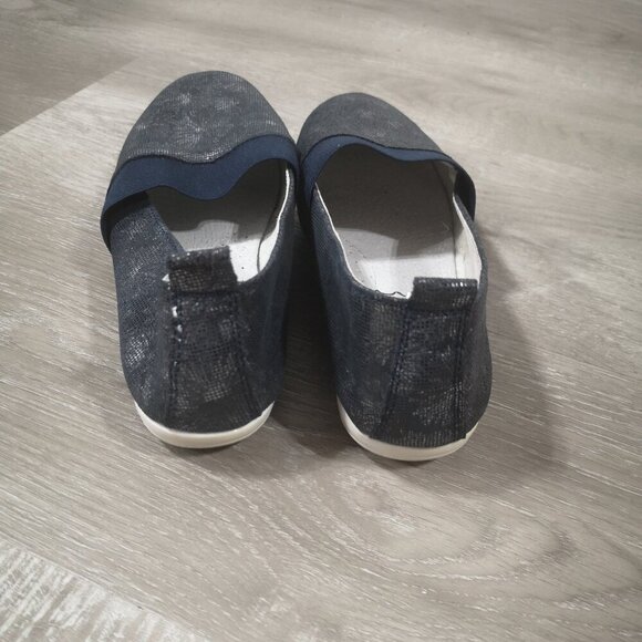 SL Design Ladies Size 37 Navy with White Sole Lightweight Slip On Flats - Picture 5 of 7